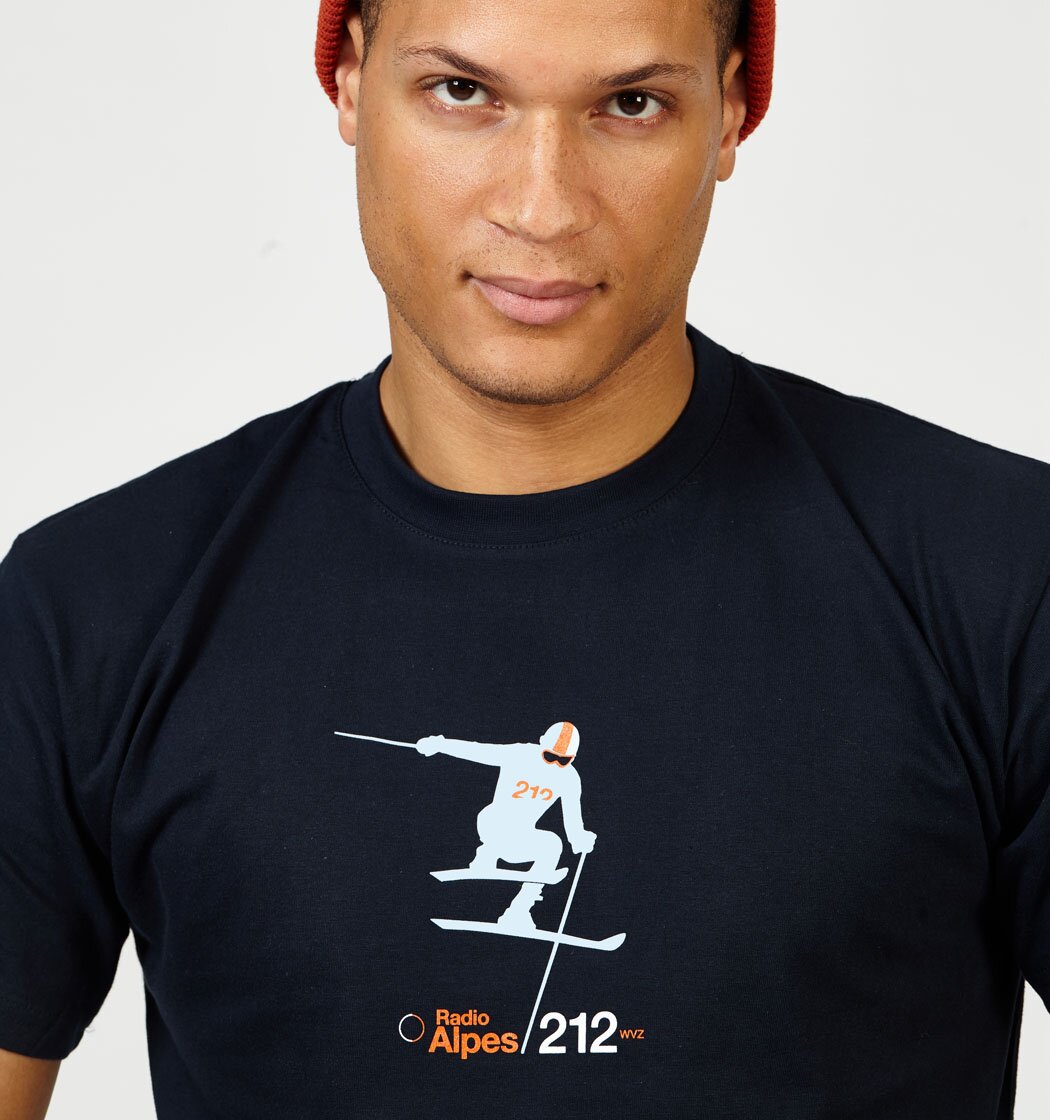 T-lab Radio Alpes mens t-shirt closeup