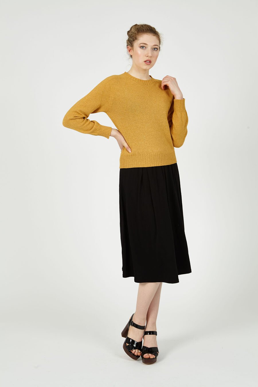 T-lab Alana womens sweater citrus model full T-lab Alana womens sweater citrus model full