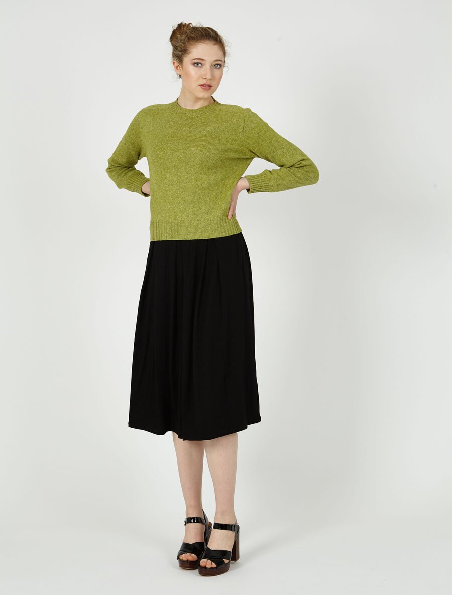 T-lab Alana womens sweater green model full T-lab Alana womens sweater green model full