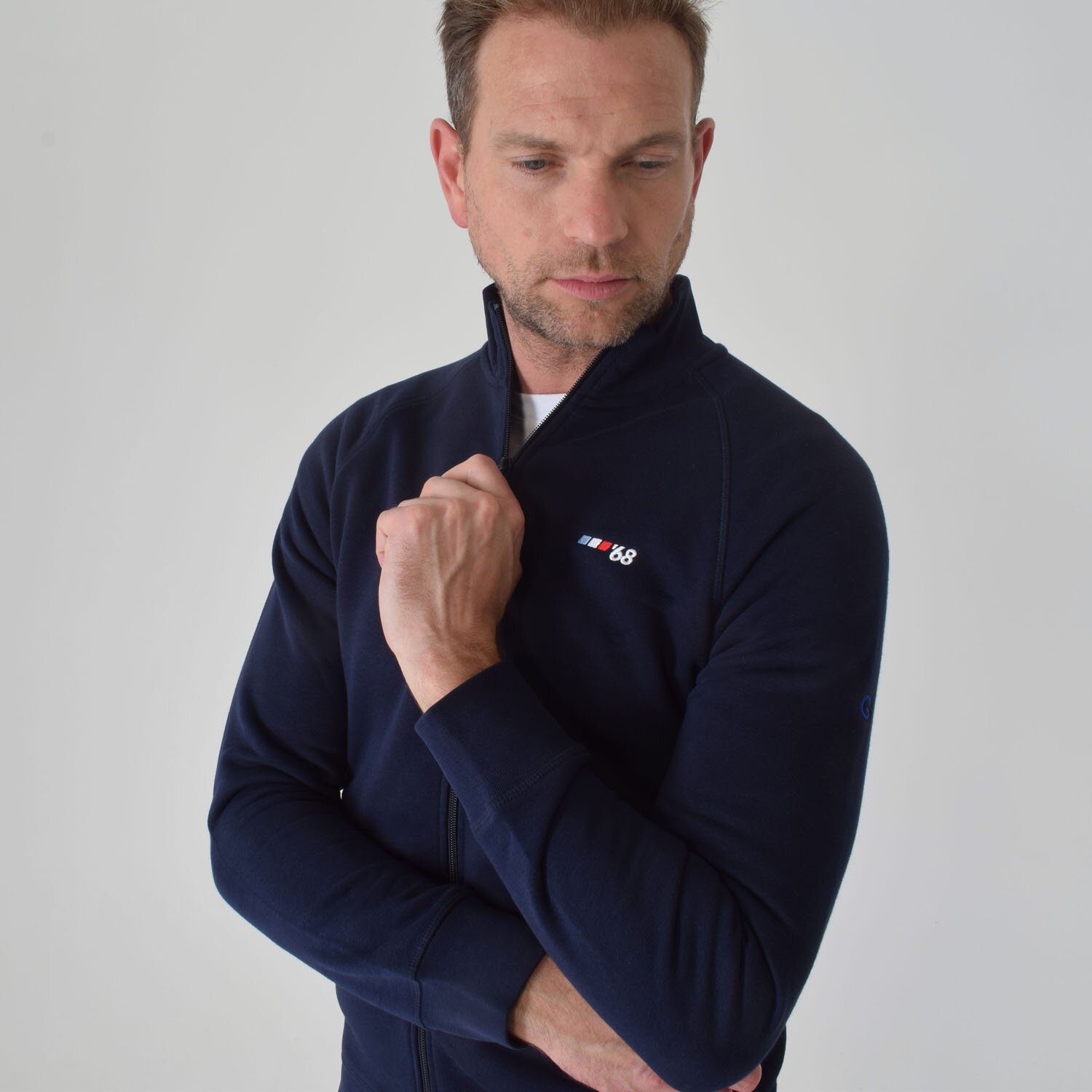 T-lab-Grenoble'68-mens-zipped-fleece-navy-model3 T-lab-Grenoble'68-mens-zipped-fleece-navy