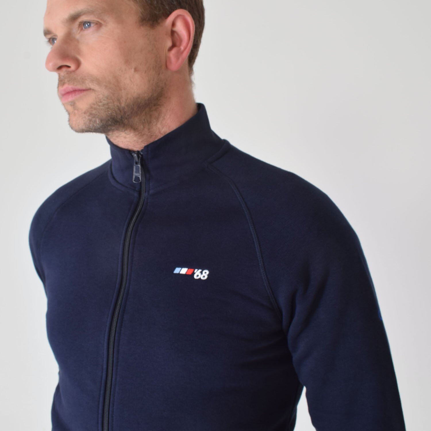 T-lab-Grenoble'68-mens-zipped-fleece-navy-model4 T-lab-Grenoble'68-mens-zipped-fleece-navy