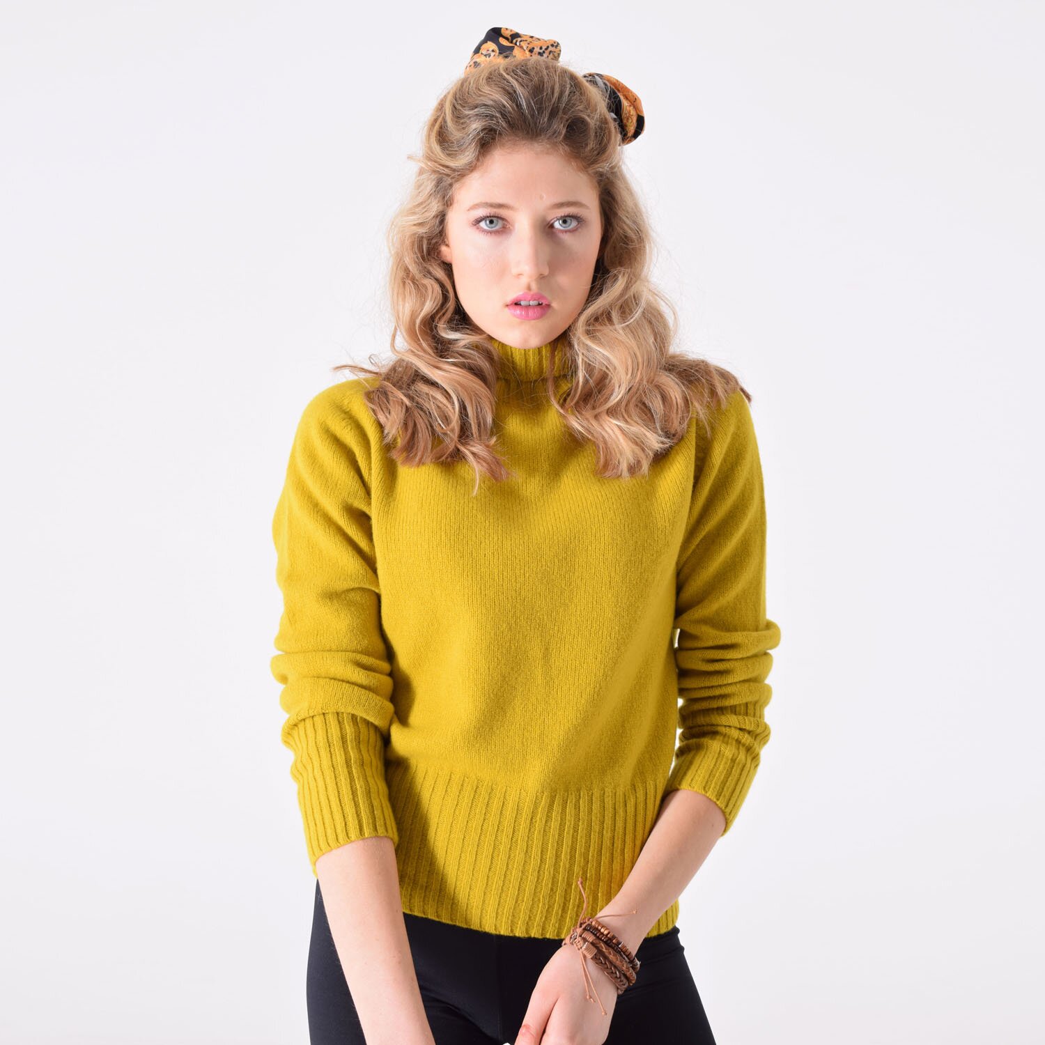 T-lab Skye womens knitwear saffron close2 T-lab Skye womens knitwear saffron