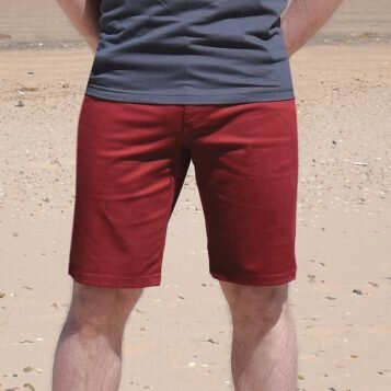 T-lab Faro mens shorts burgundy model crop