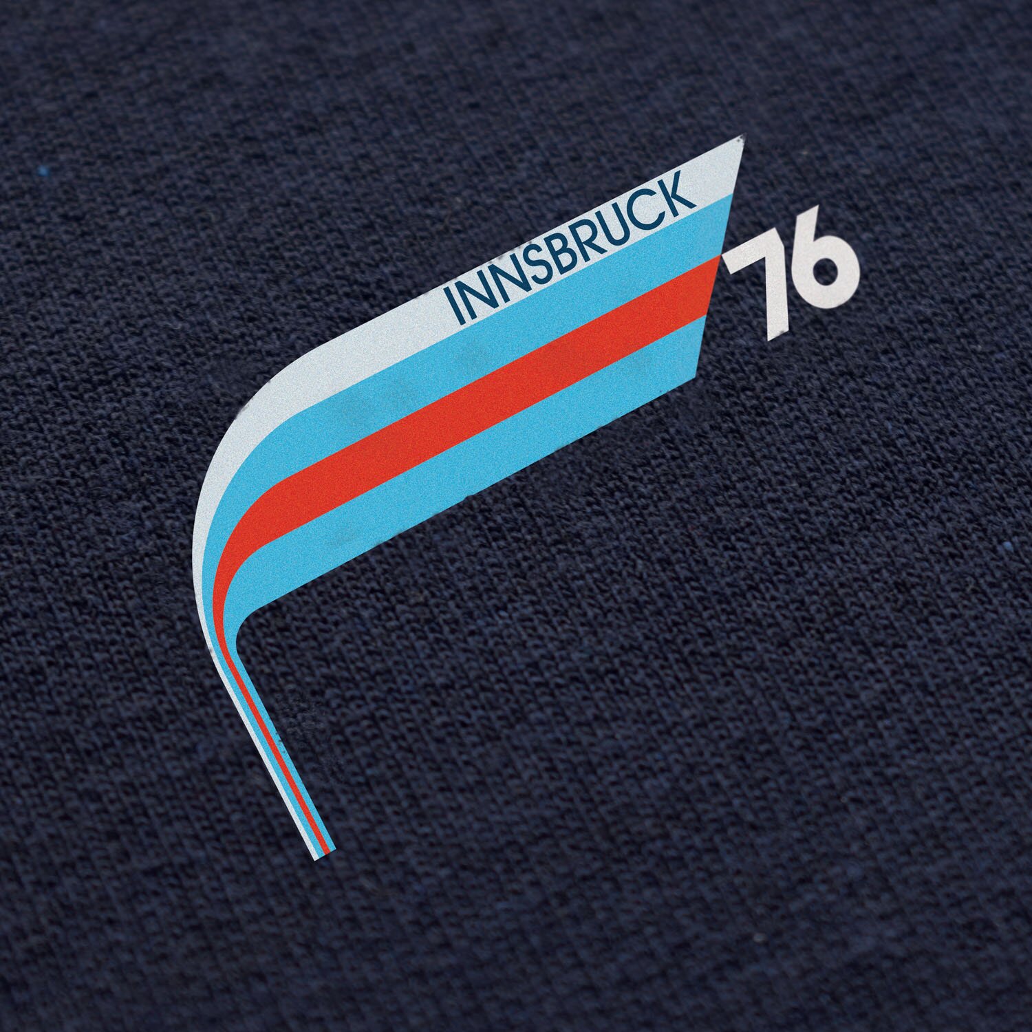 T-lab-Innsbruck-sweatshirt-navy-chest T-lab-Innsbruck-sweatshirt-navy