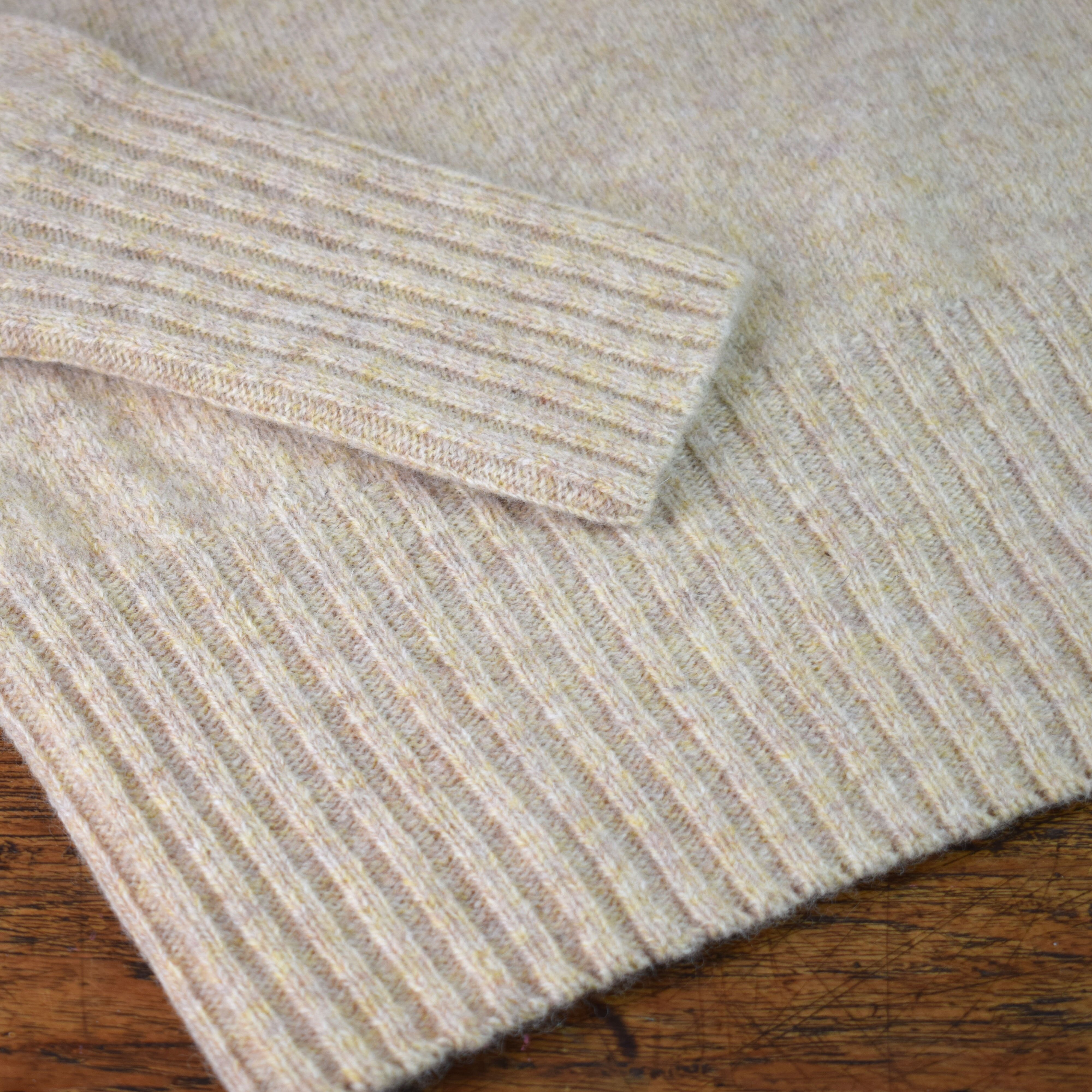 T-lab-Carron-Natural-womens-fair-isle-sweater-cuff