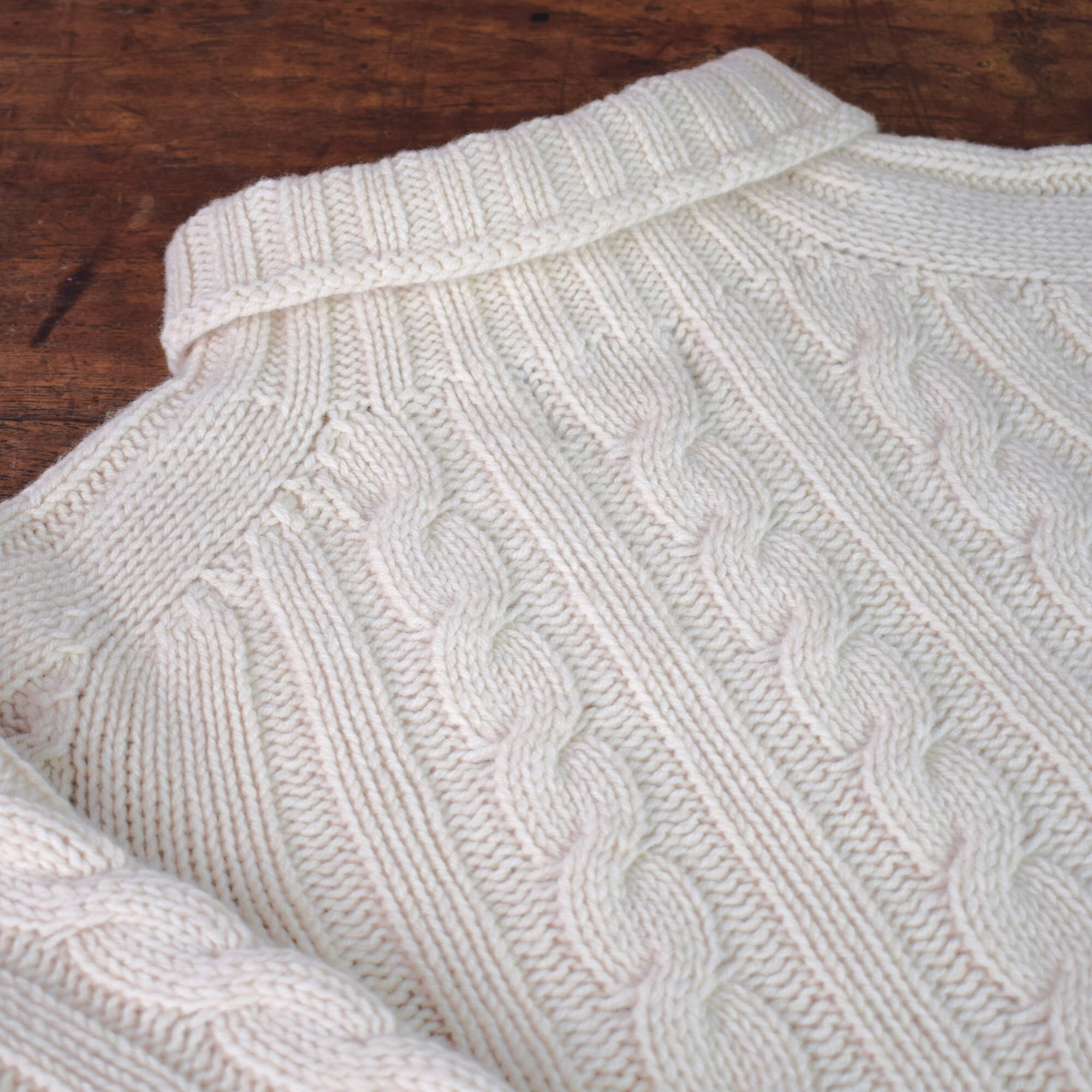 T-lab-Harry-womens-cable-knit-neck2