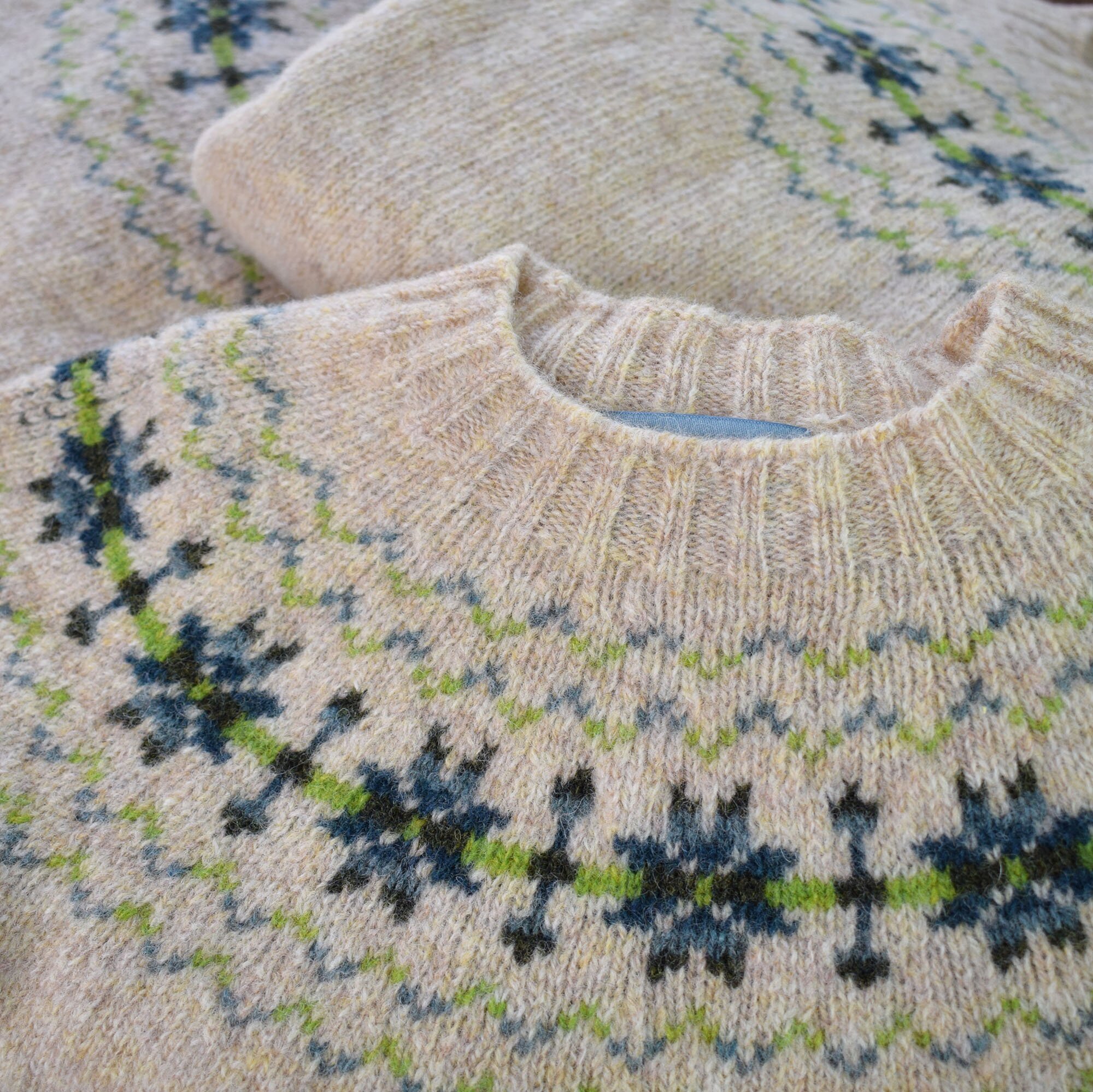 Tlab-Carron-Tusk-Natural-White-womens-fairisle-Scottish-sweater-multi