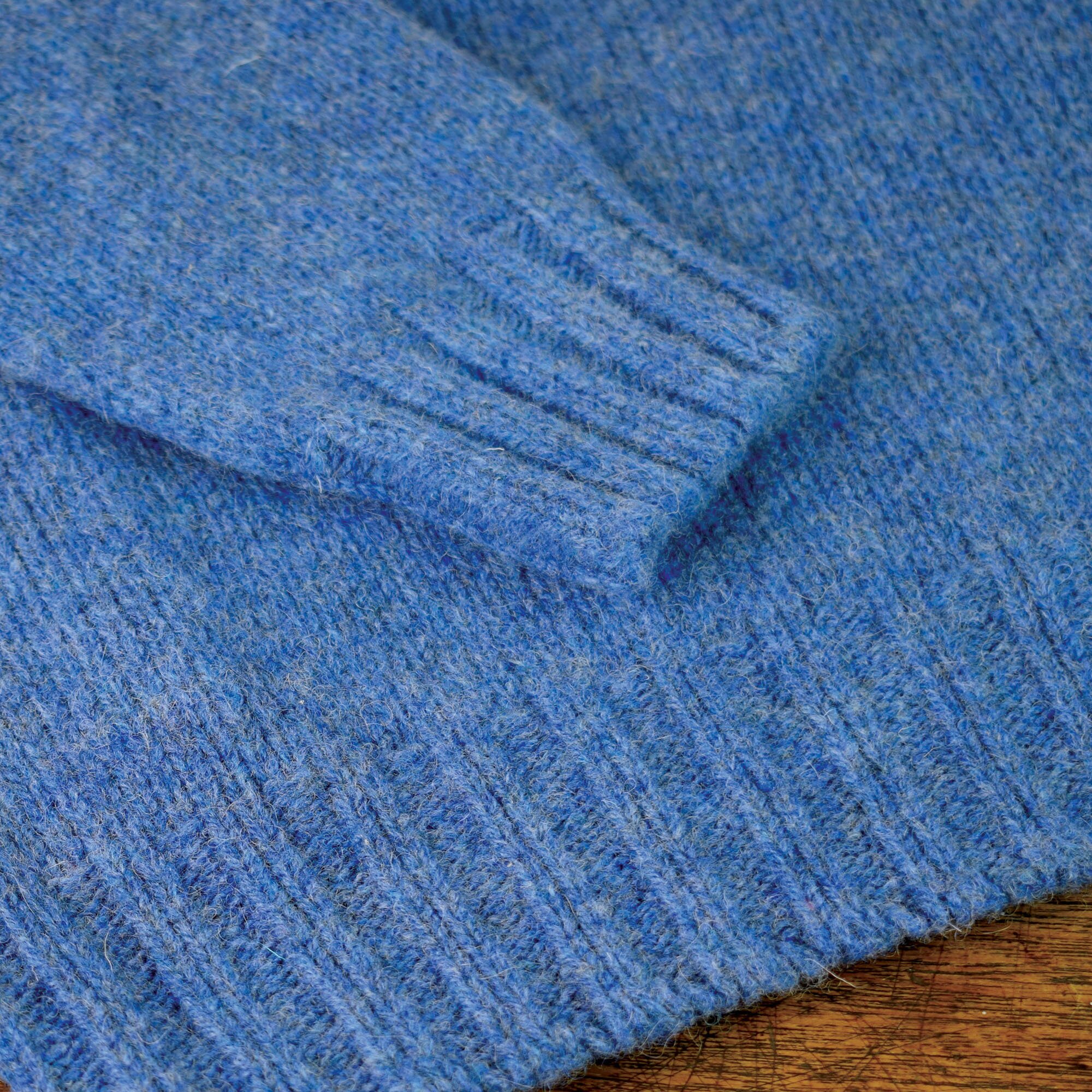 T-lab-Allaster-mens-fair-isle-knitwear-cuffs