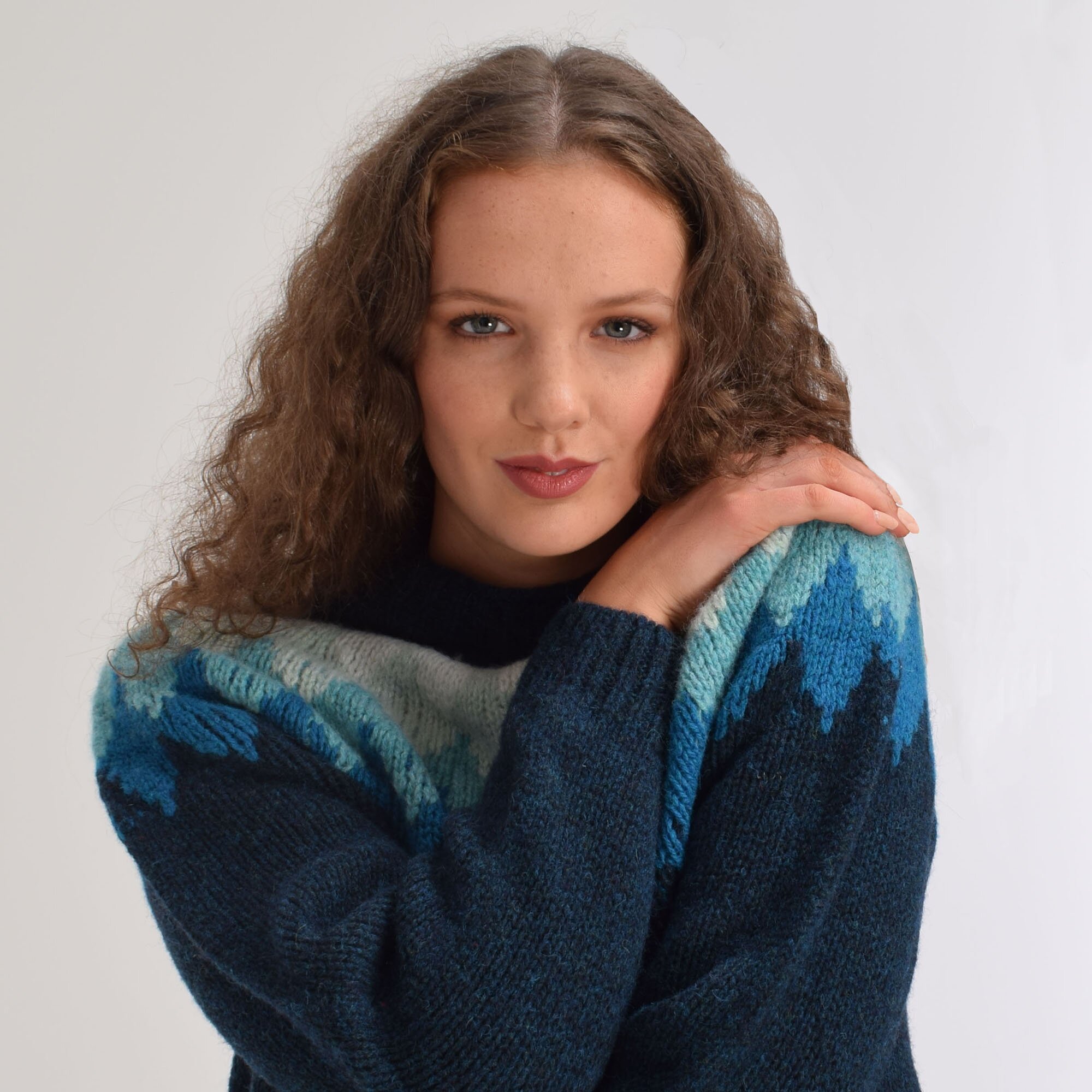 T-lab-Aosta-womens-ski-knitwear-blue-model